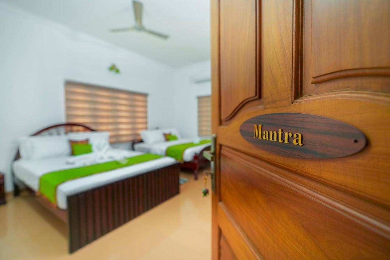 Parudeesa - Heavenly- Luxurious Palace Look-Near Cbd - Kerala - India With Breakfast Kāladi Quarto foto