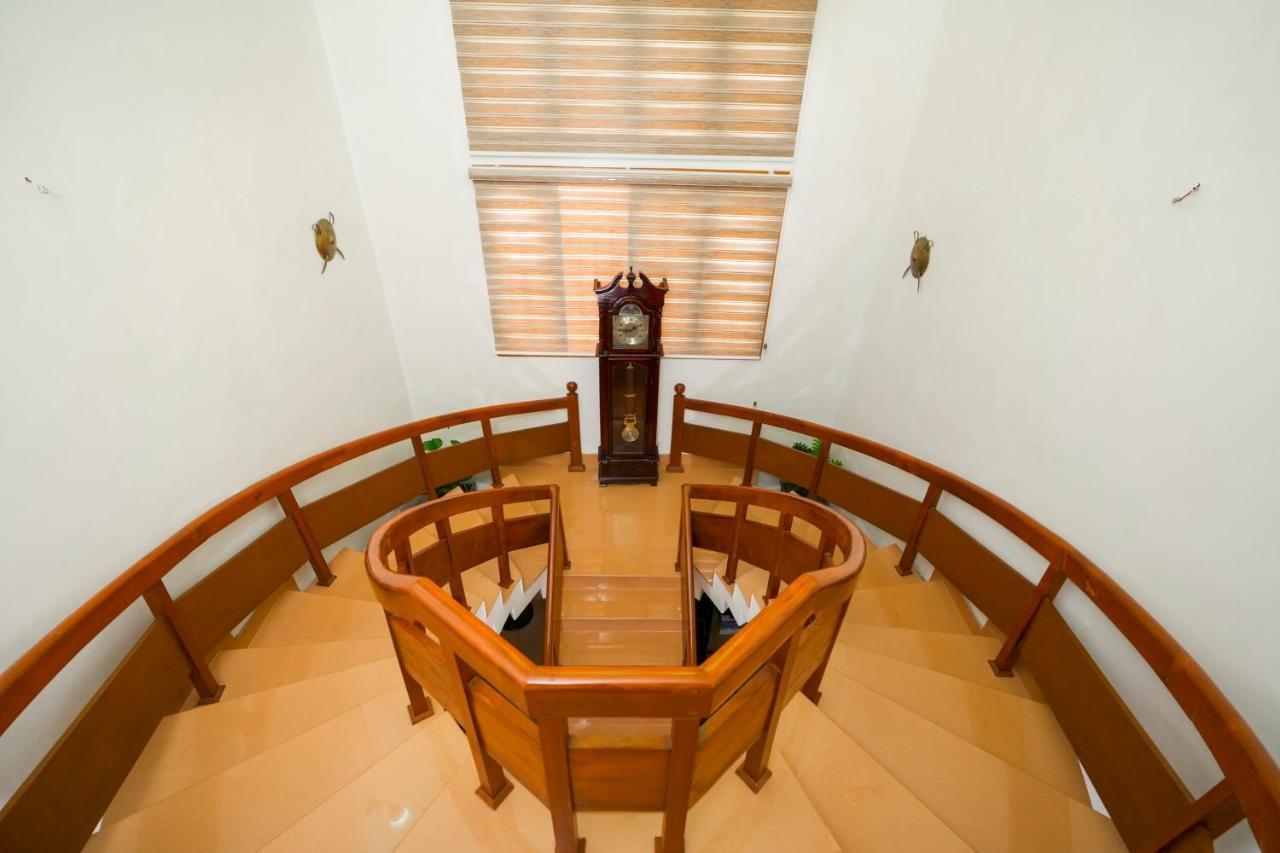 Parudeesa - Heavenly- Luxurious Palace Look-Near Cbd - Kerala - India With Breakfast Kāladi Exterior foto
