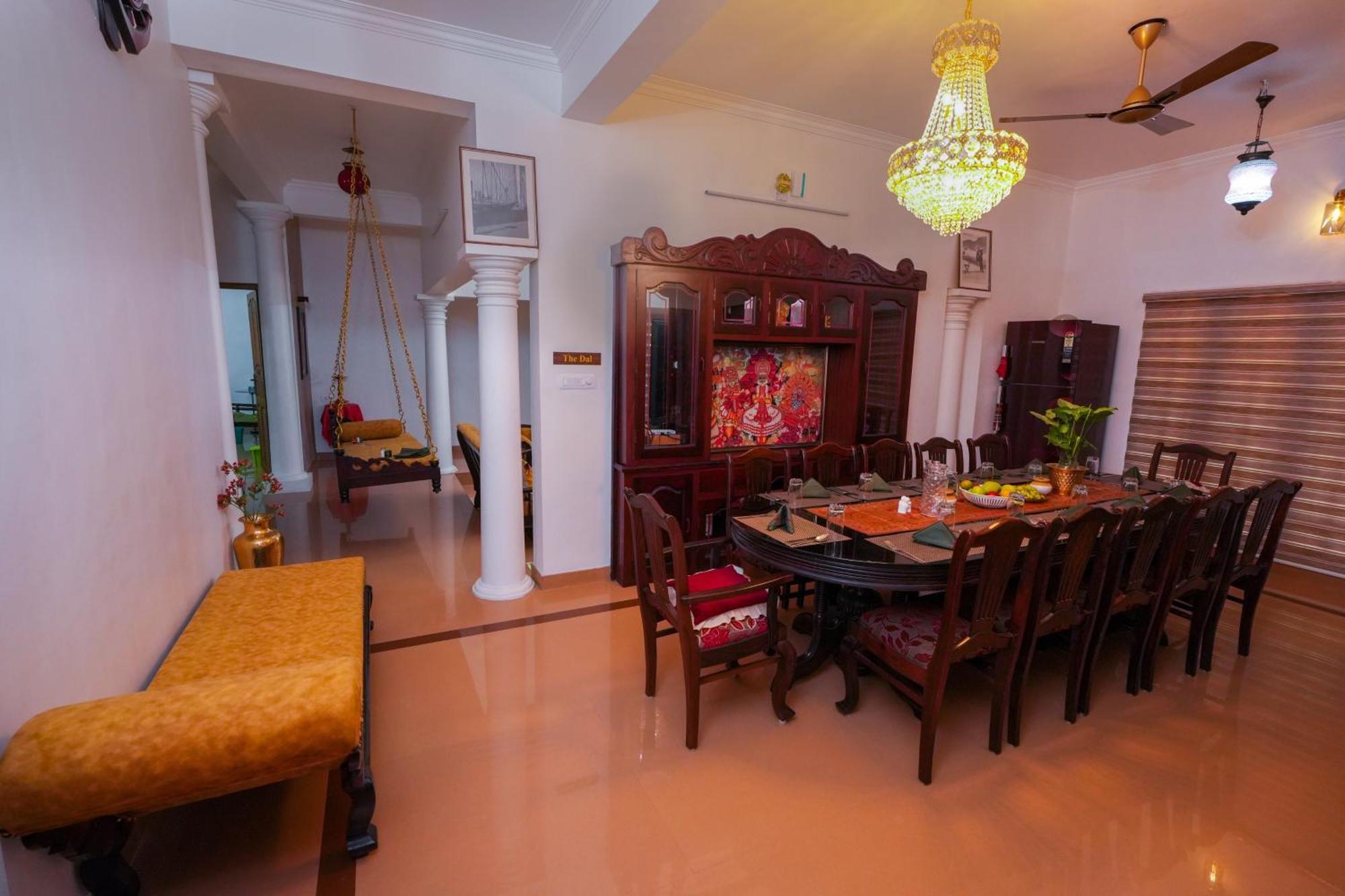 Parudeesa - Heavenly- Luxurious Palace Look-Near Cbd - Kerala - India With Breakfast Kāladi Exterior foto